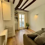 Cosy Studio With Balcony Paris Center - Sorbonne - Pantheon - Notre-Dame