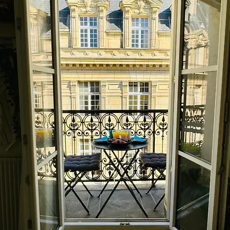 Cosy With Balcony Center - Sorbonne - Pantheon - Notre-dame Parigi